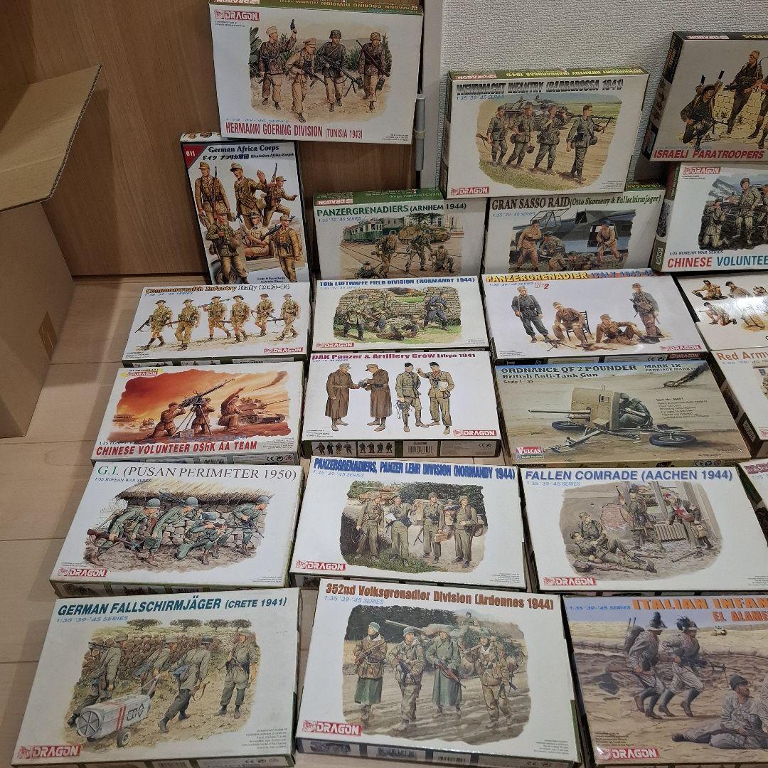 【モーモーさん】ミリタリーフィギュアセット 28点