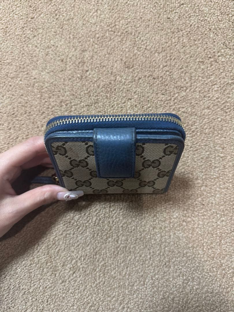 【Yukkusu 】GUCCI二つ折り財布 GGキャンバス