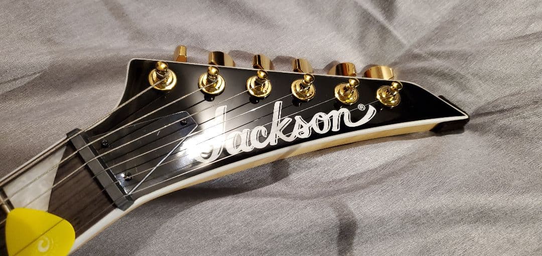 ギター JACKSON JS Series Dinky Arch Top JS22