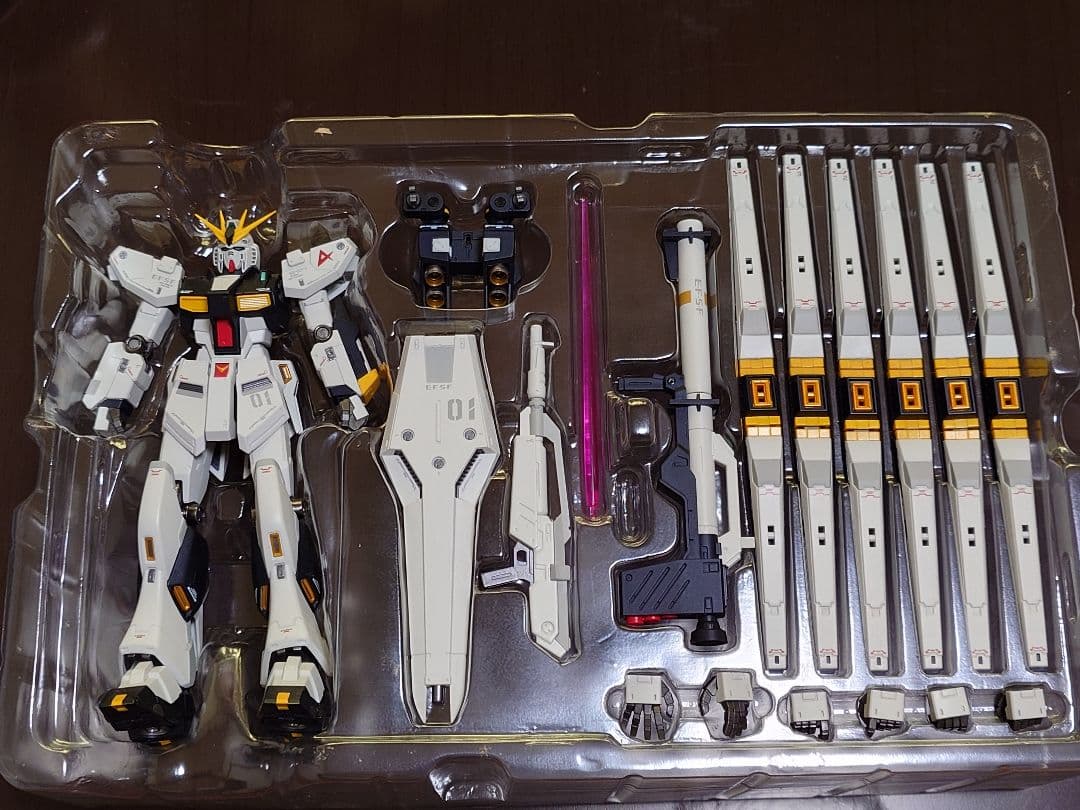 L ROBOT魂 νガンダム ダブル・フィン・ファンネル装備型