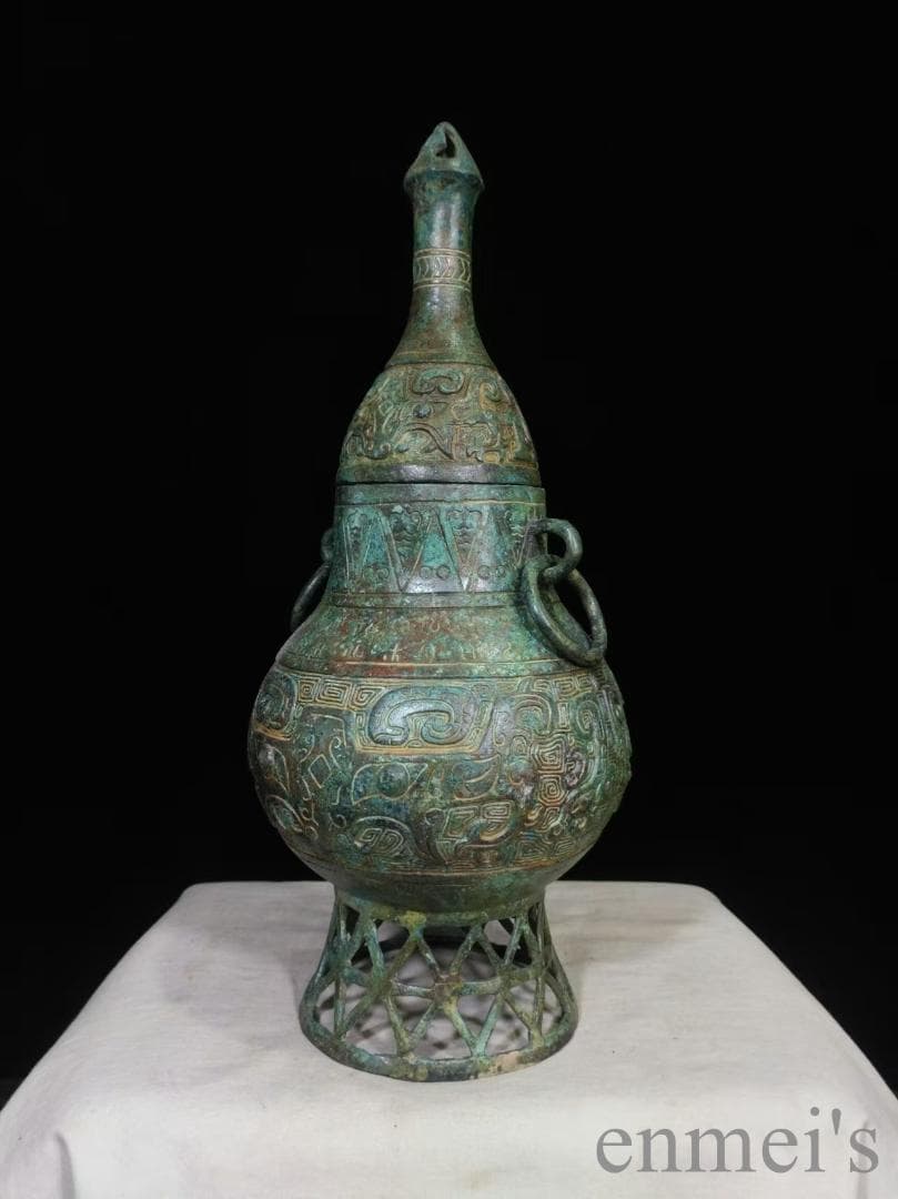 中国古美術 旧蔵 商周款 青銅製 器皿《饕餮文壺》純銅製 高浮彫 時代物 置物