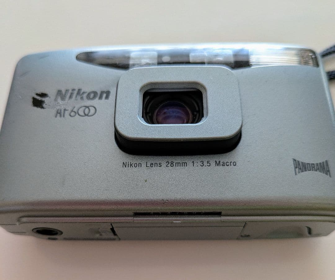 Nikon AF600 コンパクトフィルムカメラ　新品リチウム電池付　動作確認済