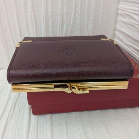 希少】美品 Cartier マストライン 三つ折り財布 がま口 ボルドー 付属品