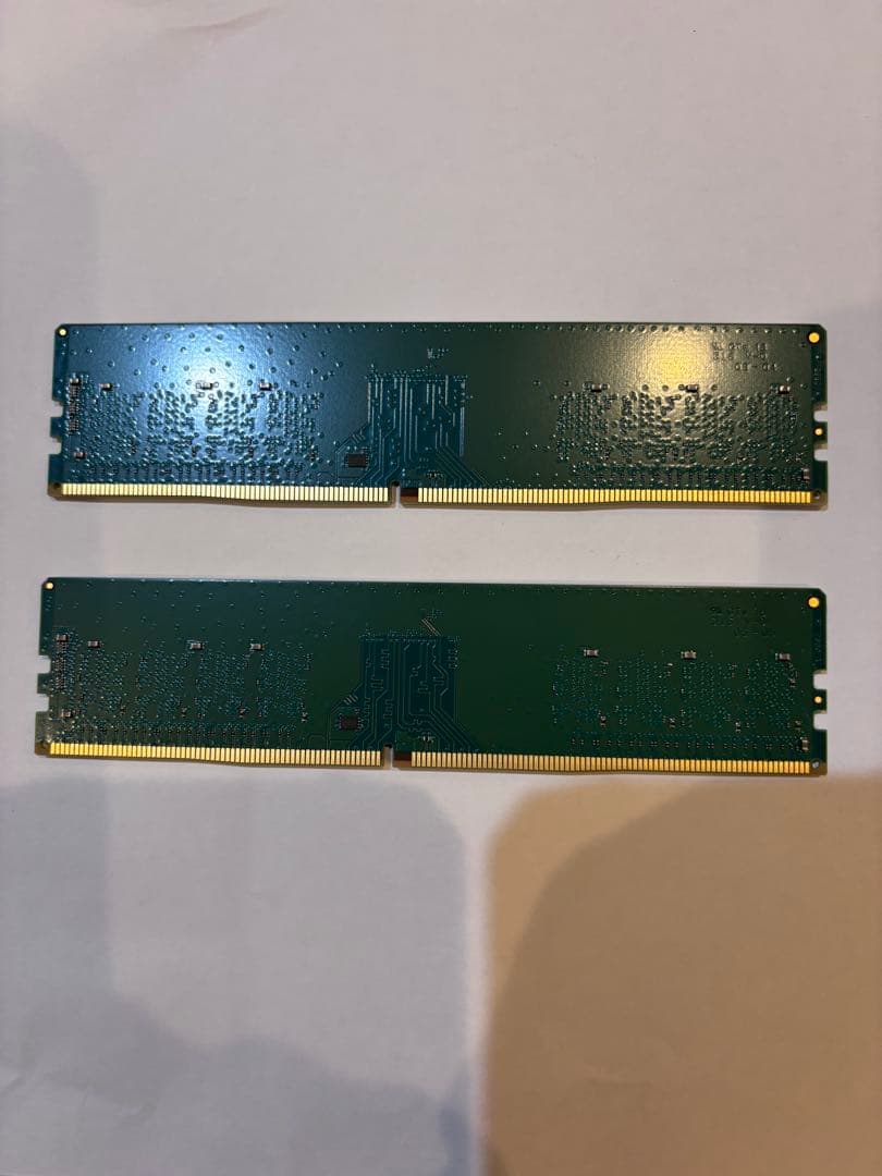 Crucial DDR4-3200HMz 16GB(8GB×2枚) メモリー