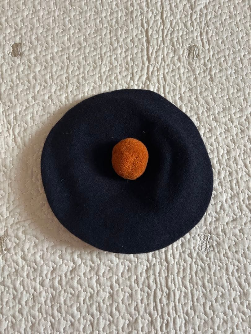 CARAMEL ネイビー ポンポン付きベレー帽