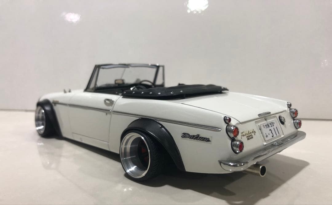 1/18 オートアート 日産フェアレディ2000ワタナベスーパーワイドカスタム
