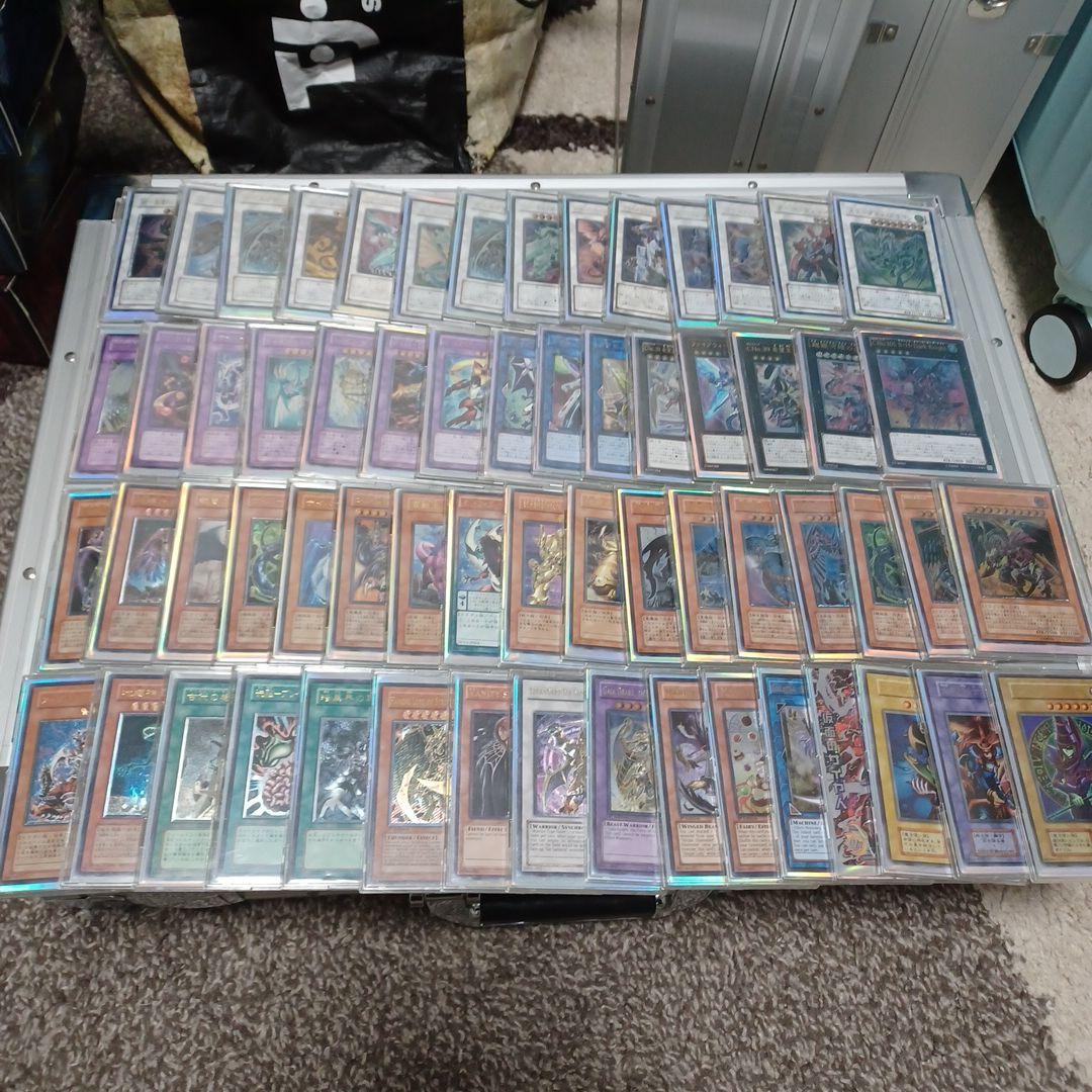 遊戯王　レリーフ　美品