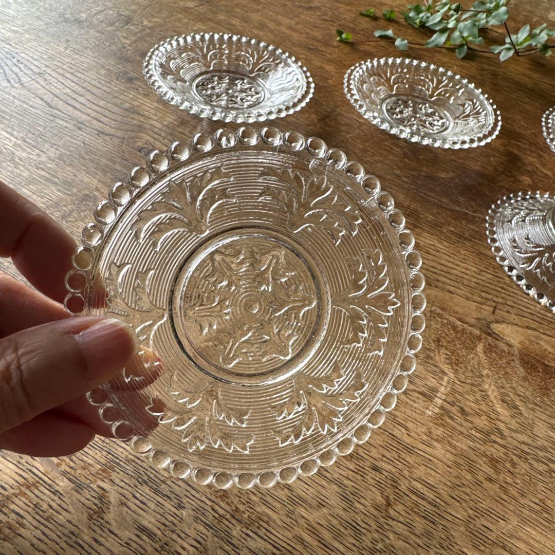 大正期　和ガラス　プレスガラス　ヒイラギ文小皿　5枚セット　レース皿　K356
