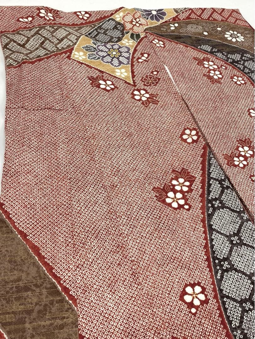 振袖 豪華 絞り染 金駒 金彩 ふくれ織紋意匠 身丈169cm パールトーン加工