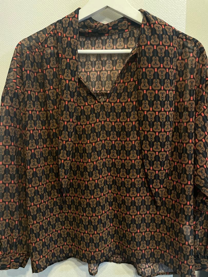 レディース　アイランド　ギター　日本製　美品