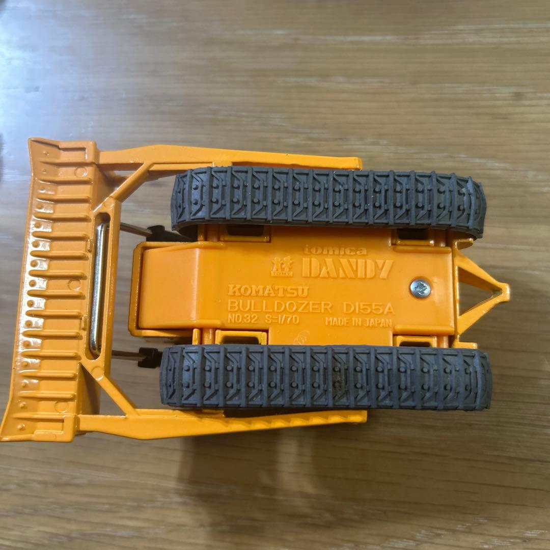 【美品】トミカダンディNO32　小松　ブルドーザー　D155A 箱、部品有