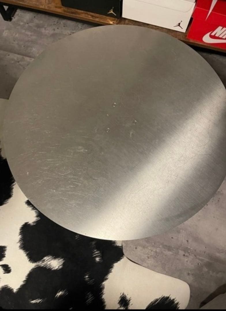 mills ステンレスローテーブル