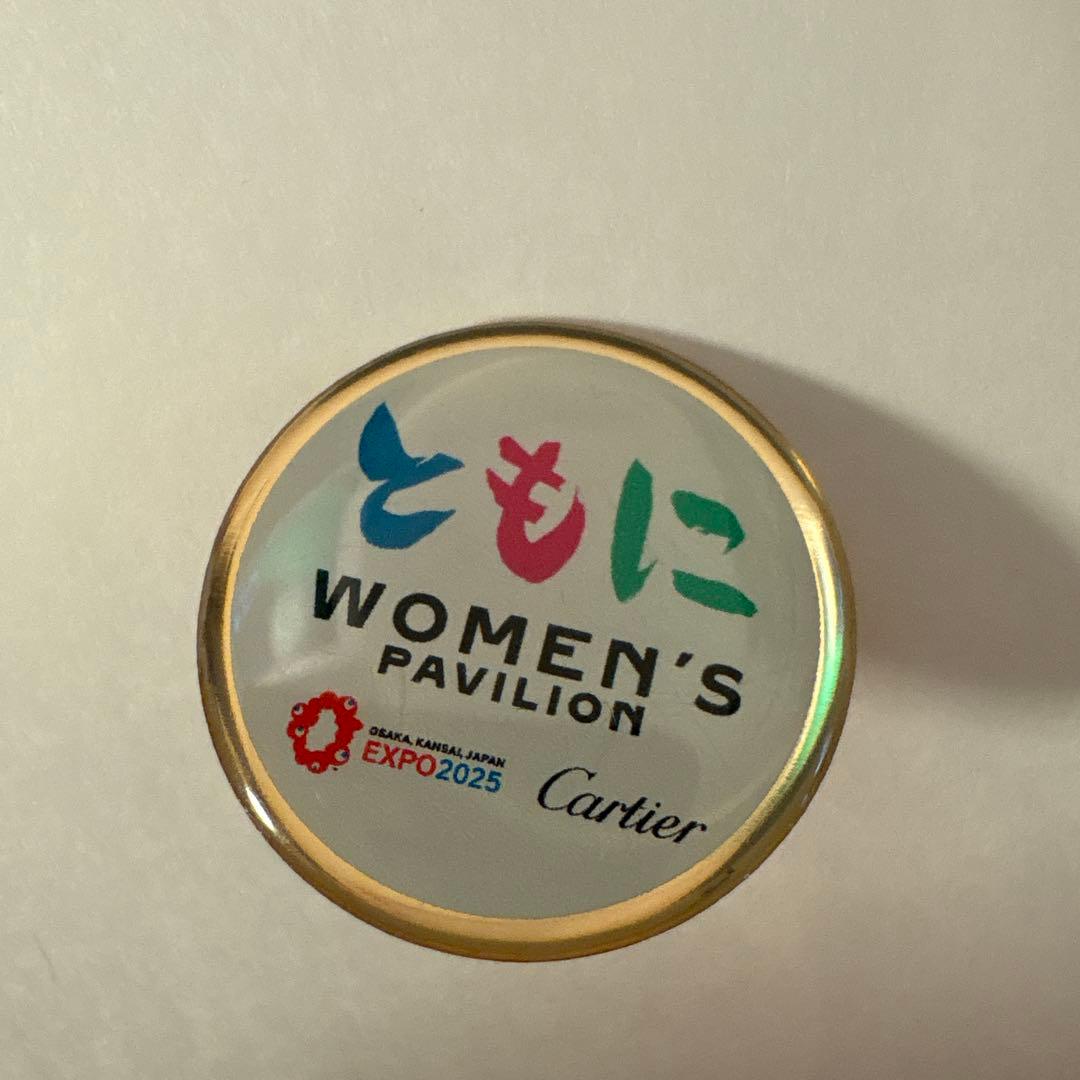 ウーマンズパビリオン　ピンバッジ