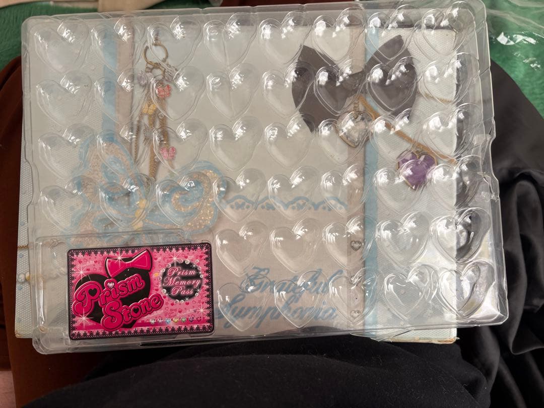 シンフォニアトランク　プリズムストーン156個