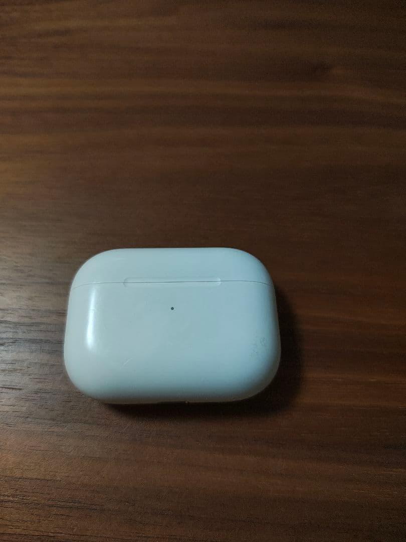 AirPods Pro2　Lightningケーブルタイプ