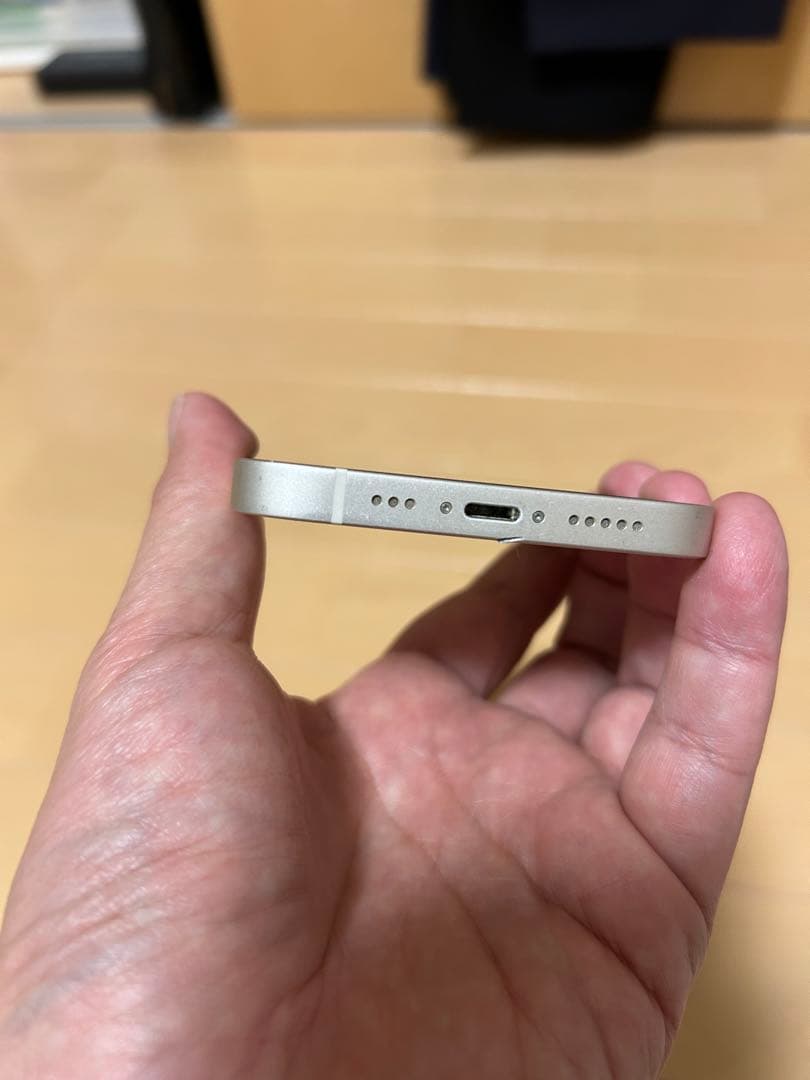 Apple iPhone13 128GB スターライト SIMフリー