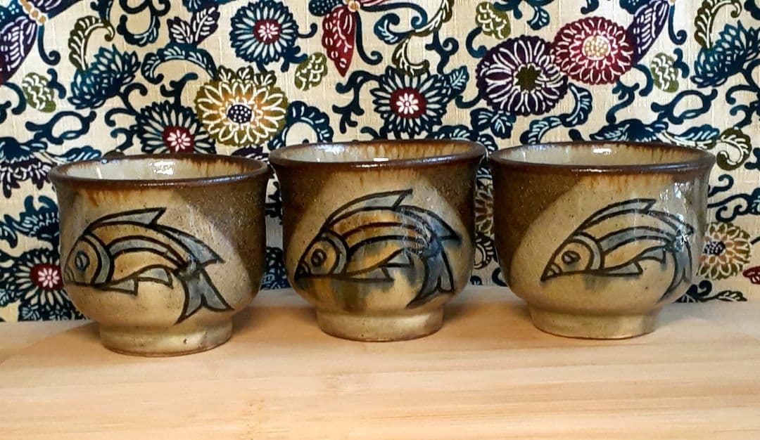 金城敏男 魚紋  湯呑茶碗 3客 金城一門 やちむん壺屋焼