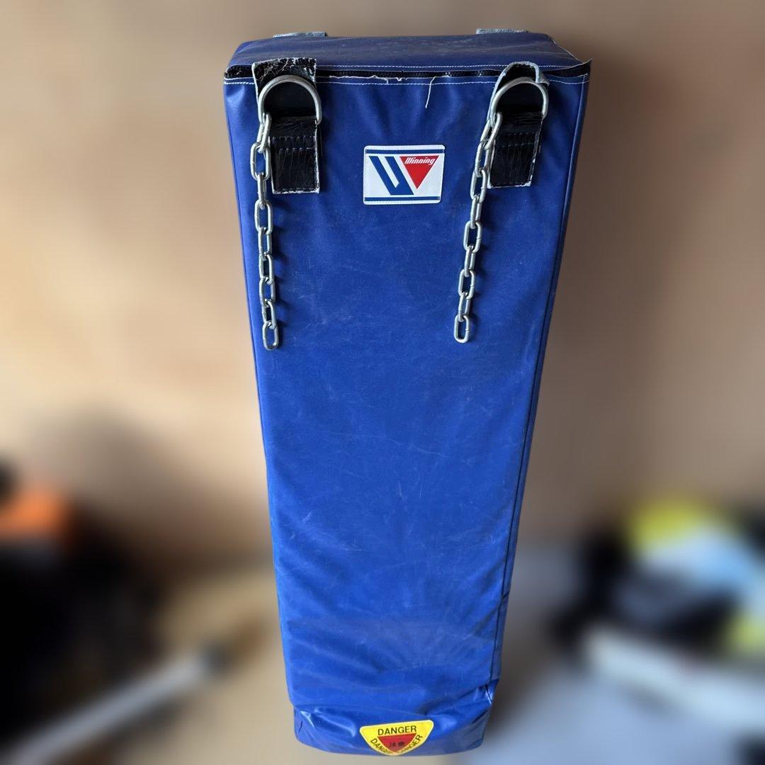 レア物　Winning ウイニング サンドバッグ 吊り下げ式 ボクシング 練習用