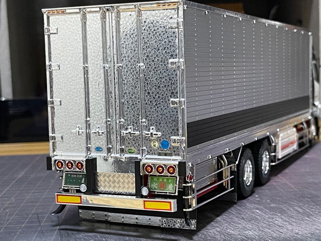 デコトラ‼️1/32★グラプロ★完成品