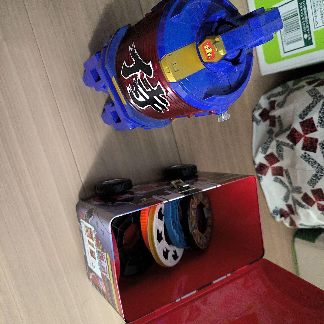 懐かしのおもちゃ、スマホ、夢の詰め合わせ！