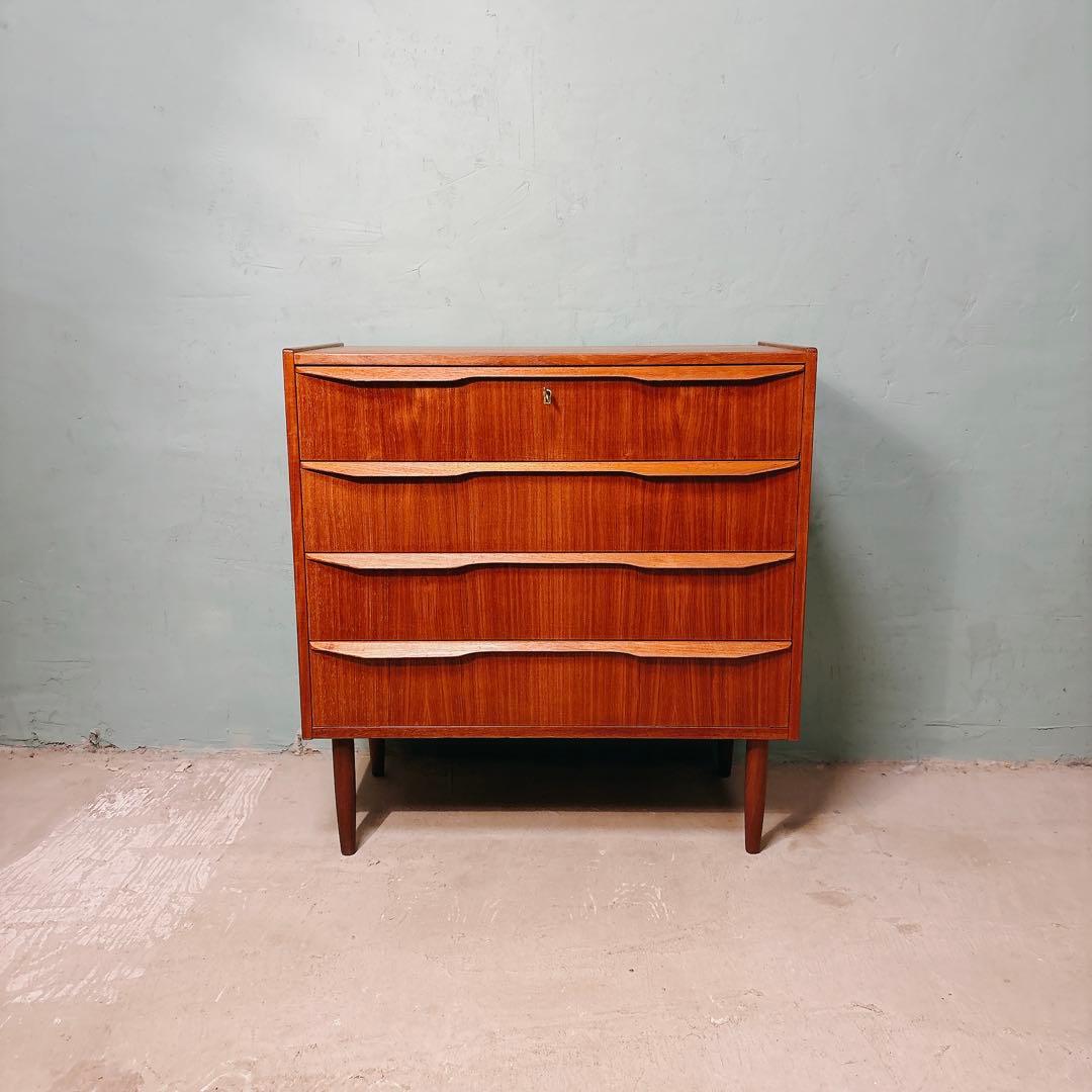 【ふっち】デンマーク　チーク材　四段チェスト　北欧家具　北欧ビンテージ