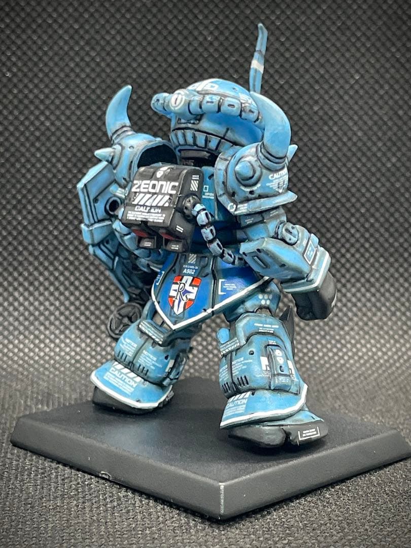 【送料無料】ガンダムコンバージ グフカスタム ガトリングシールドVerリペイント