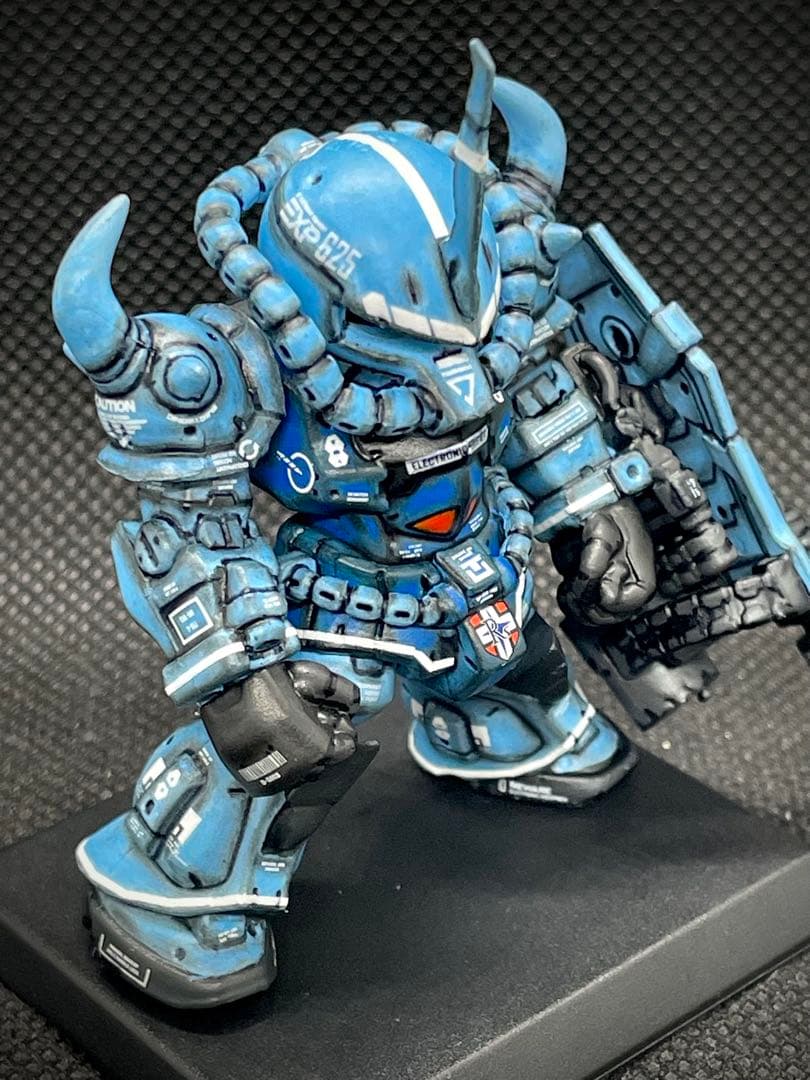 【送料無料】ガンダムコンバージ グフカスタム ガトリングシールドVerリペイント