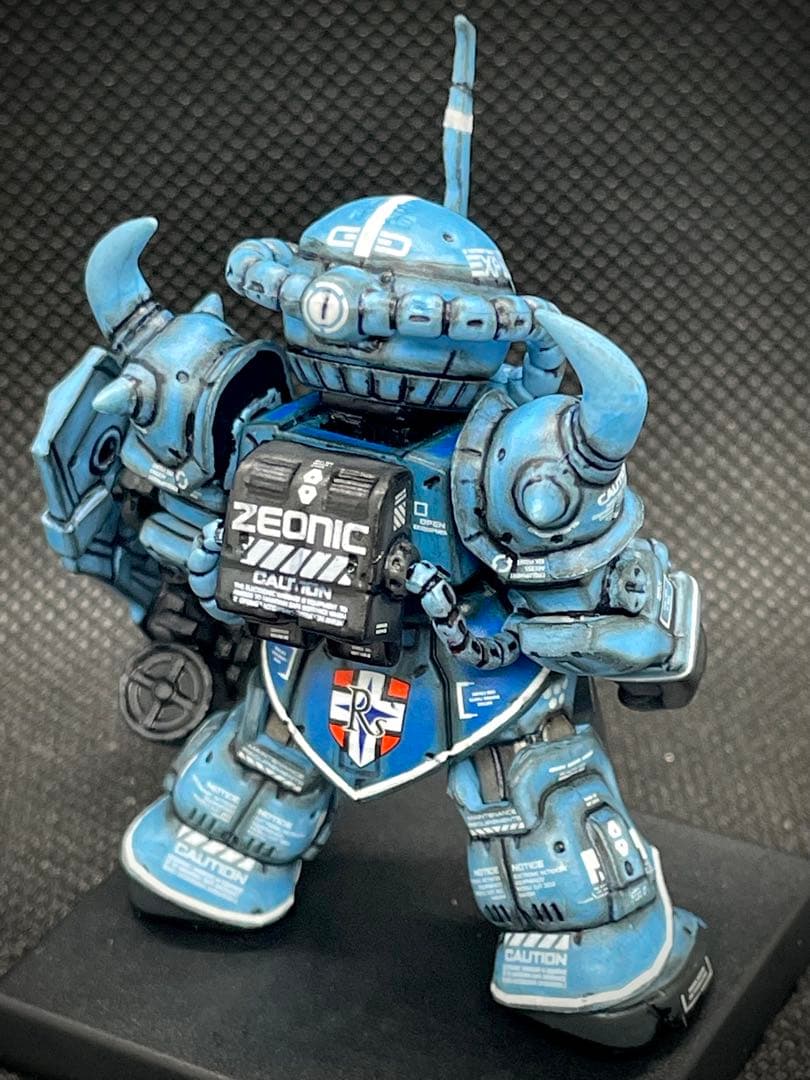 【送料無料】ガンダムコンバージ グフカスタム ガトリングシールドVerリペイント