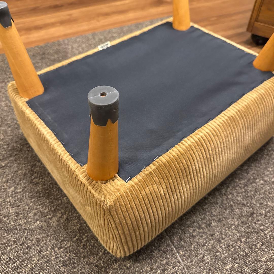 truck furnitureコーデュロイ オットマン　トラックファニチャー