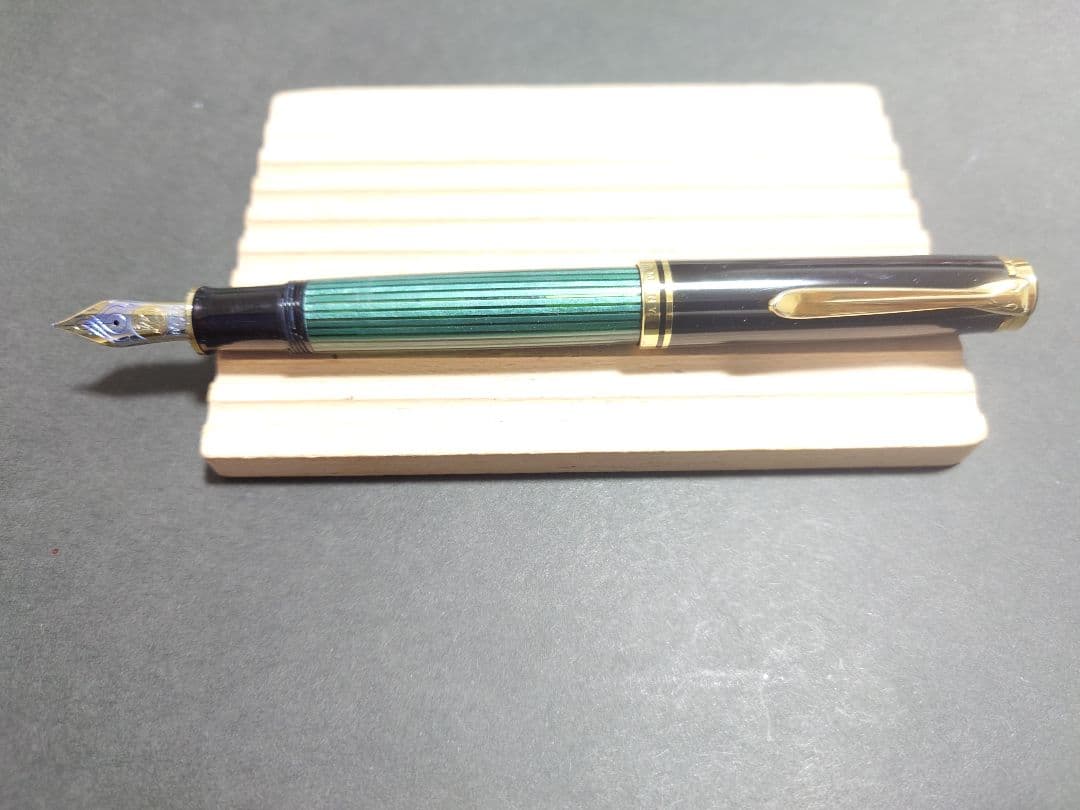 ペリカン スーベレーン M800　18C -750 EN　W.GERMANY刻印