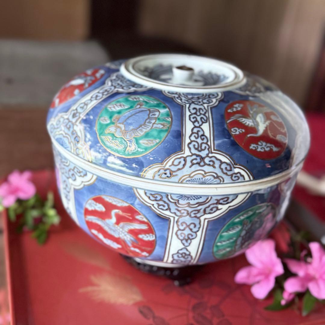 2200様感謝‼️これさえあれば‼️愛蔵品　倣古伊万里錦手蓋付大鉢　食籠1客時代木箱