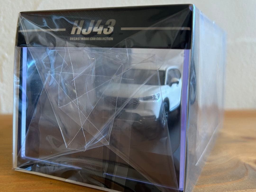 ホンダ ヴェゼル 1/43 純正オプション装着車 ミニカー HJ433002SW