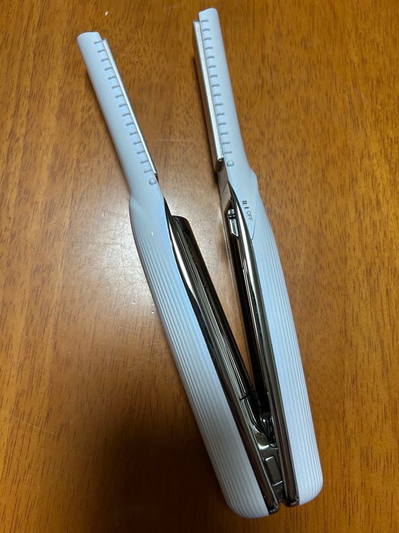 ReFa フィンガーアイロンST RE-AS-02A ホワイト　おまけ付き