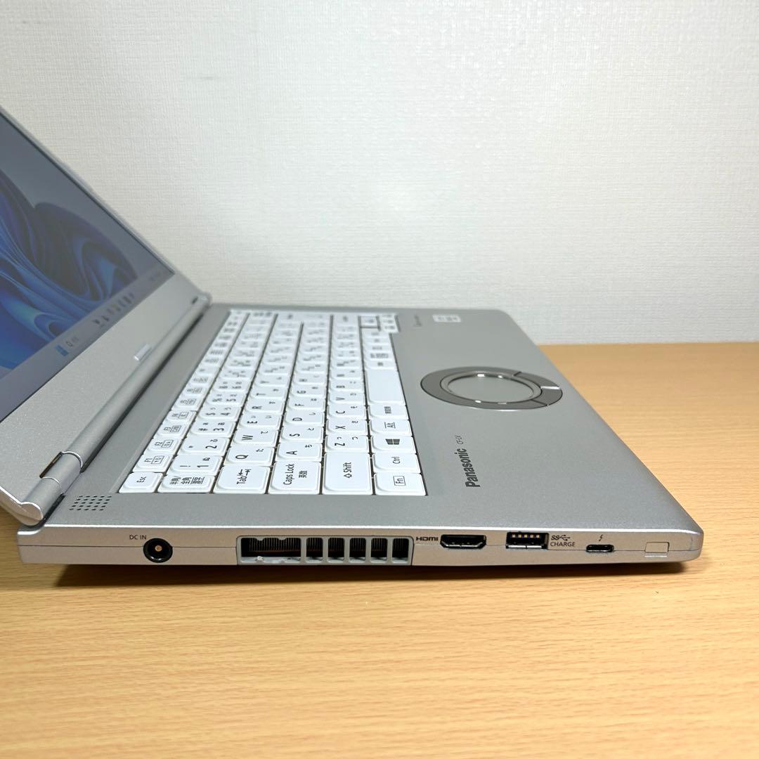 Windowsノート本体 Panasonic Let's note LV9 i7 LTE 16GB 512