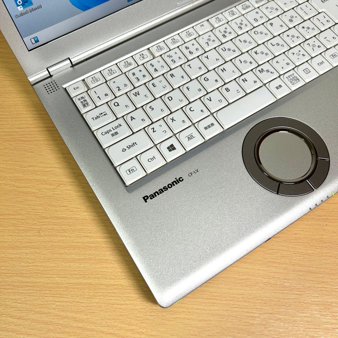 Windowsノート本体 Panasonic Let's note LV9 i7 LTE 16GB 512