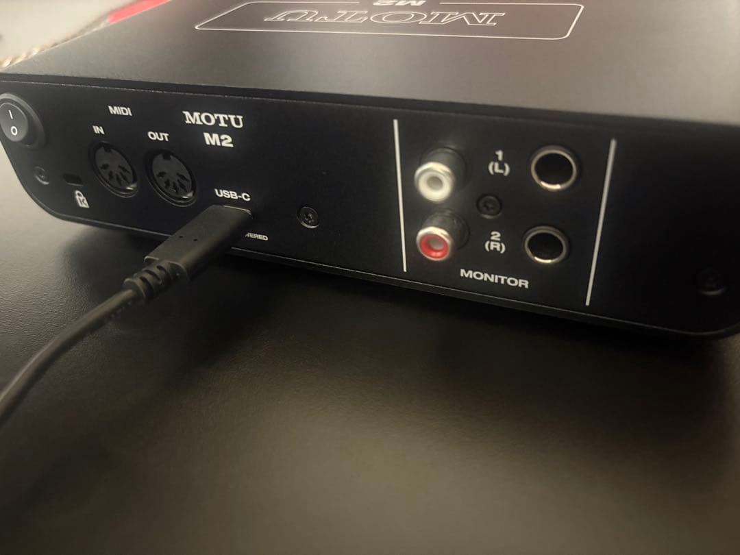 MOTU ( モツ ) M2 オーディオインターフェイス