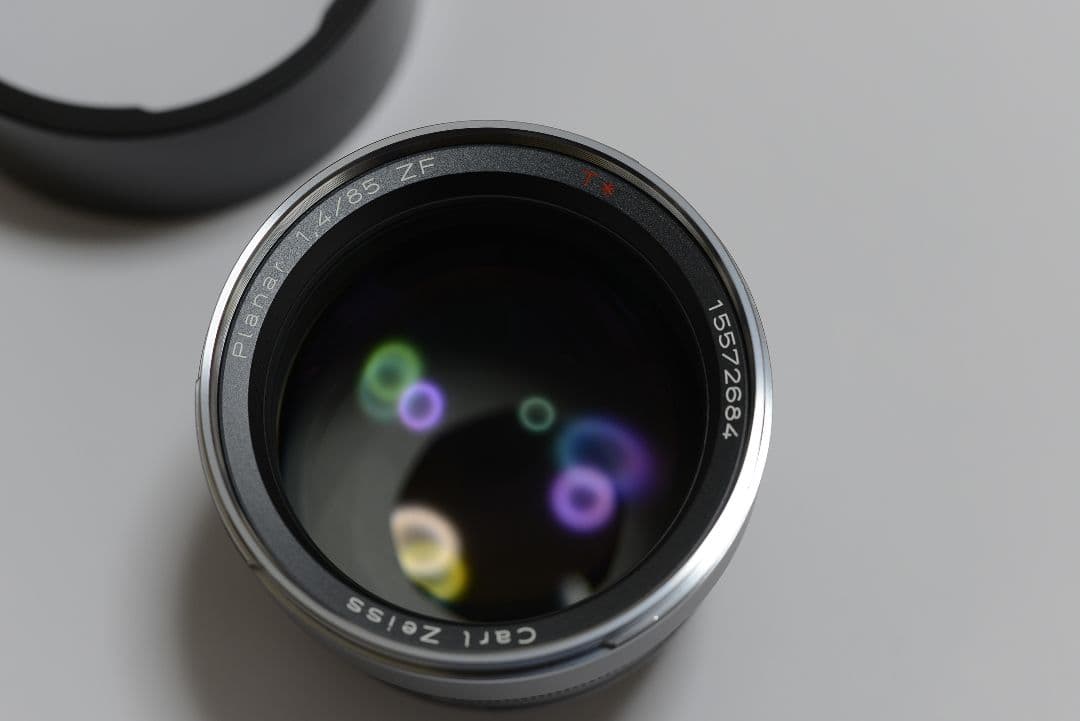 レンズ(単焦点) Planar T * 1.4/85 ZF