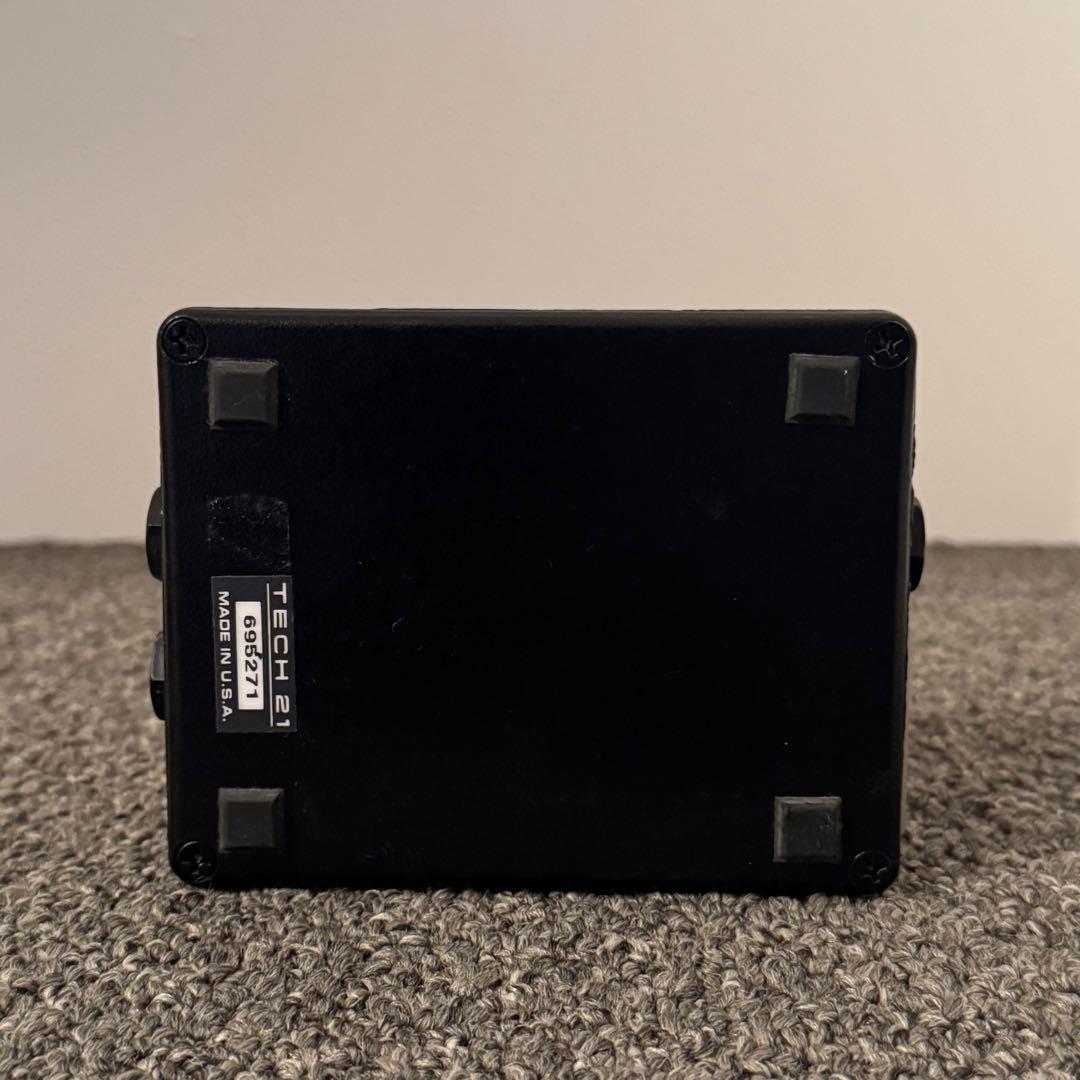 【若干使用感あり】Tech 21 SansAmp Bass D DI