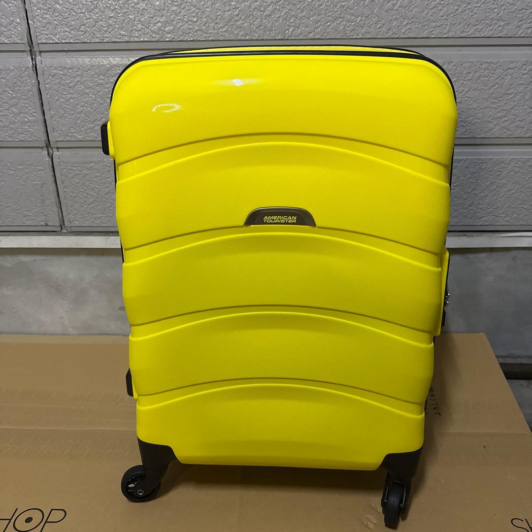 ⭐️新品未使用アメリカンツーリスター スーツケース　クロスウェーブスピナー55