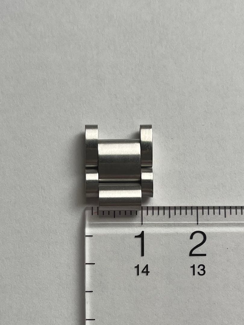 オメガ　シーマスターアクアテラ用パーツ6573/912 コマ　ピン　約12ｍｍ幅