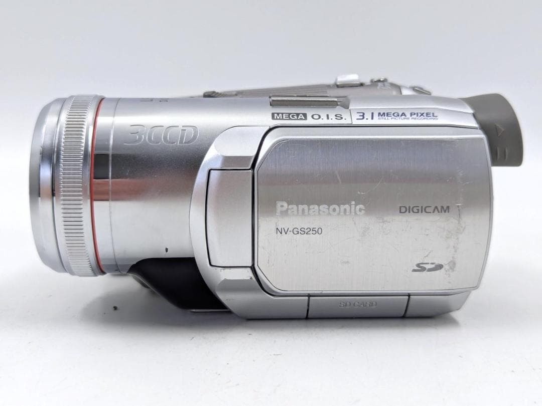 miniDVのダビングに Panasonic ビデオカメラ NV-GS250 1