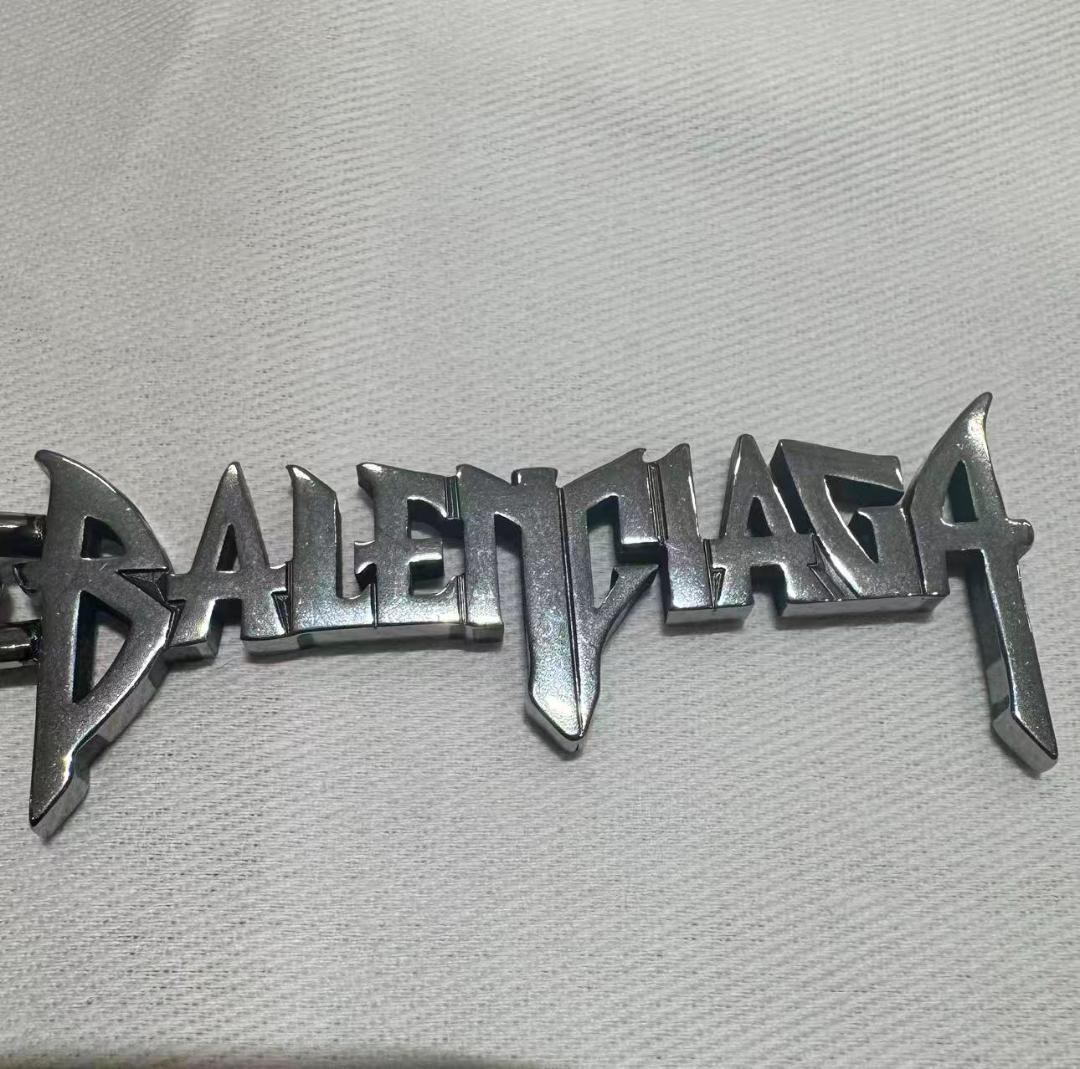 BALENCIAGA メタルロゴキーホルダー