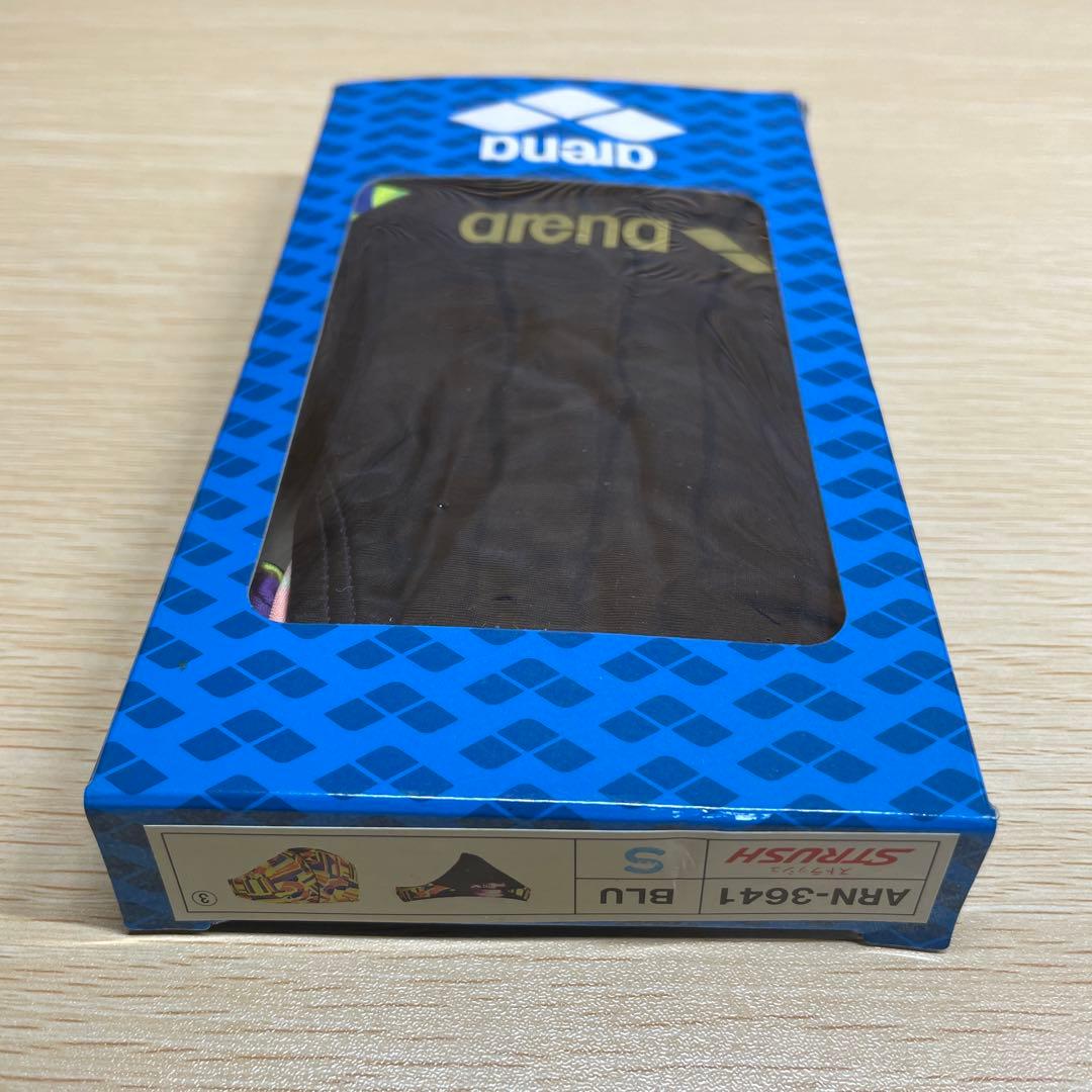 寿*史様 新品 arena アリーナ スイミングウェア STRUSH サイズS