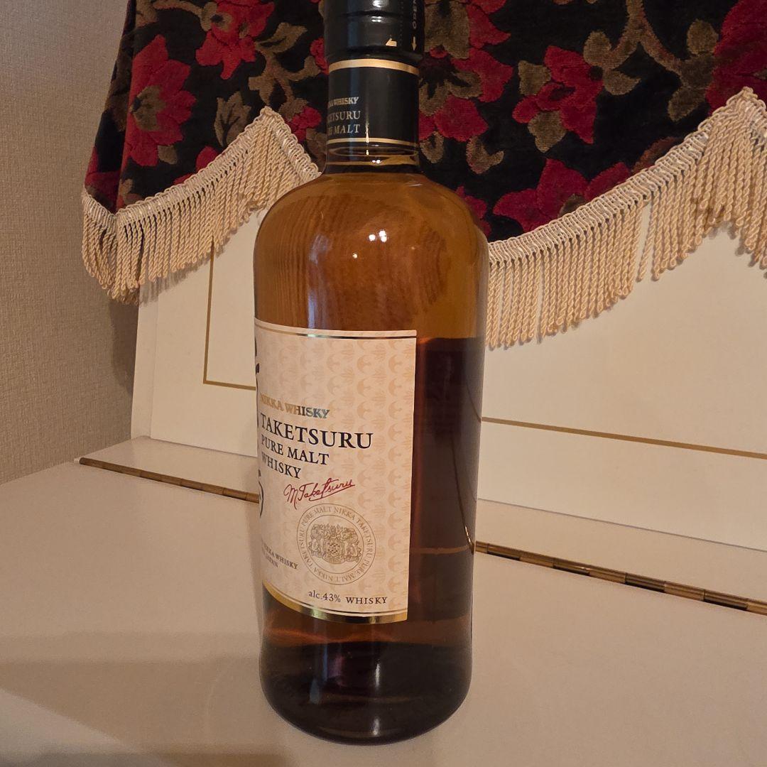 <新品>入手困難 NIKKA 竹鶴 PURE MALT(最安値) 8500円 !