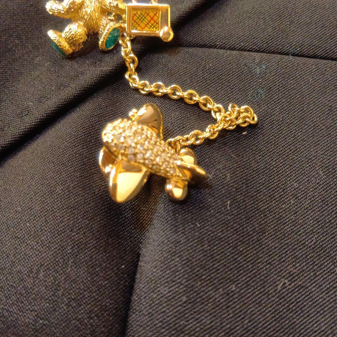 希少Burberrys　バーバリー　くま　ベア　飛行機　ピンバッジ　JAL