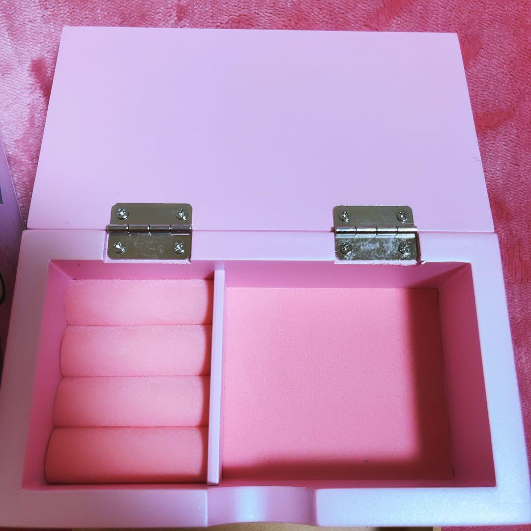 希少レア　ハローキティ　木製チェスト　ジュエリーケース　小物入れ　サンリオ