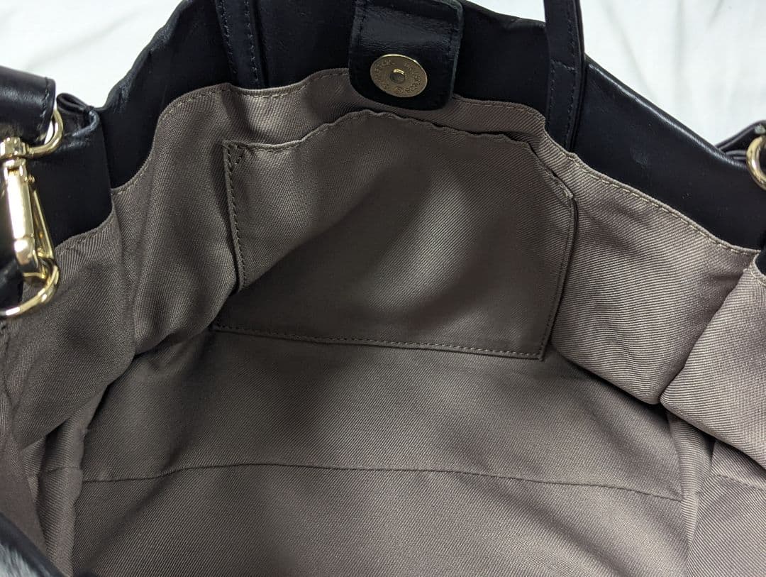 美品 イアパピヨネ 2way ショルダーバッグ ゾウ レザー ブラック