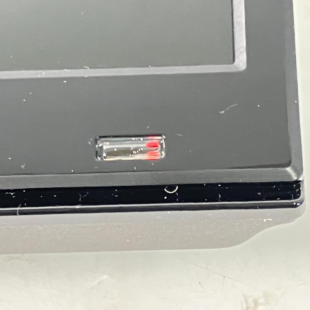 DVDプレーヤー内蔵　16インチ地上デジタルハイビジョン液晶テレビ