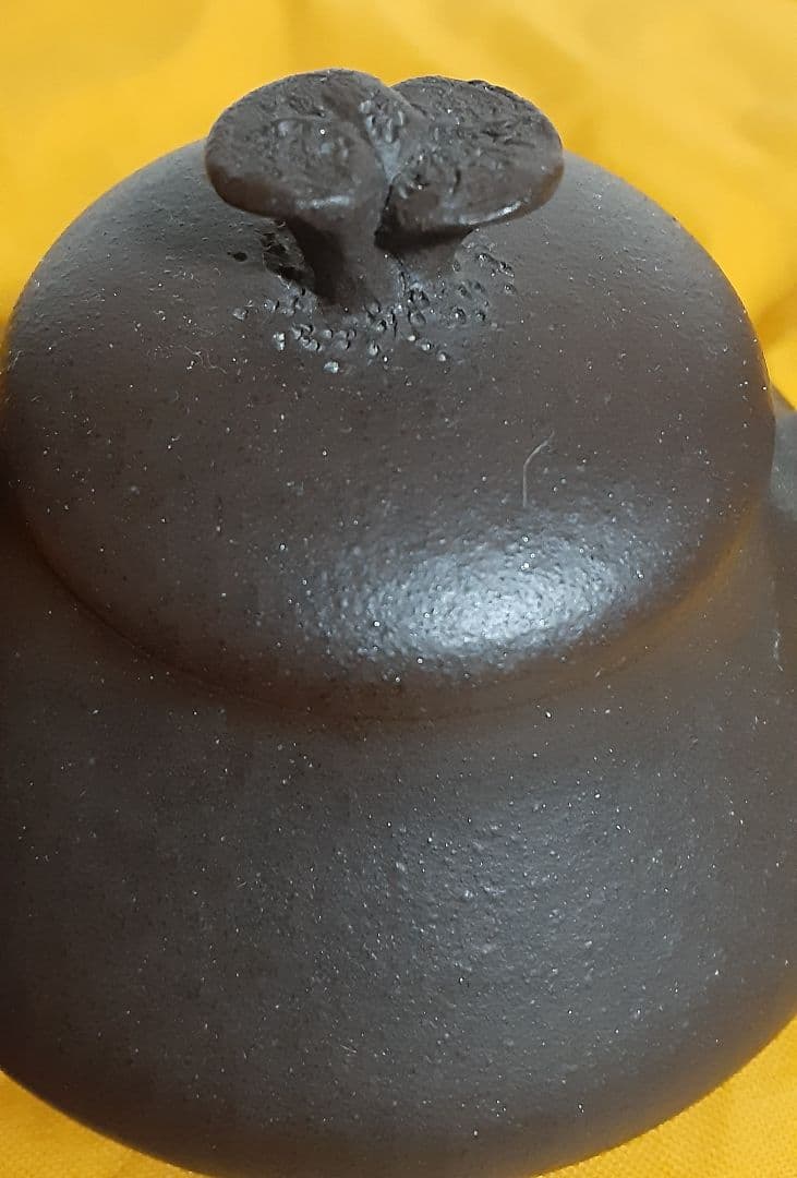 人間国宝　三代　山田常山　梨皮烏泥茶銚　霊芝摘　急須　KS