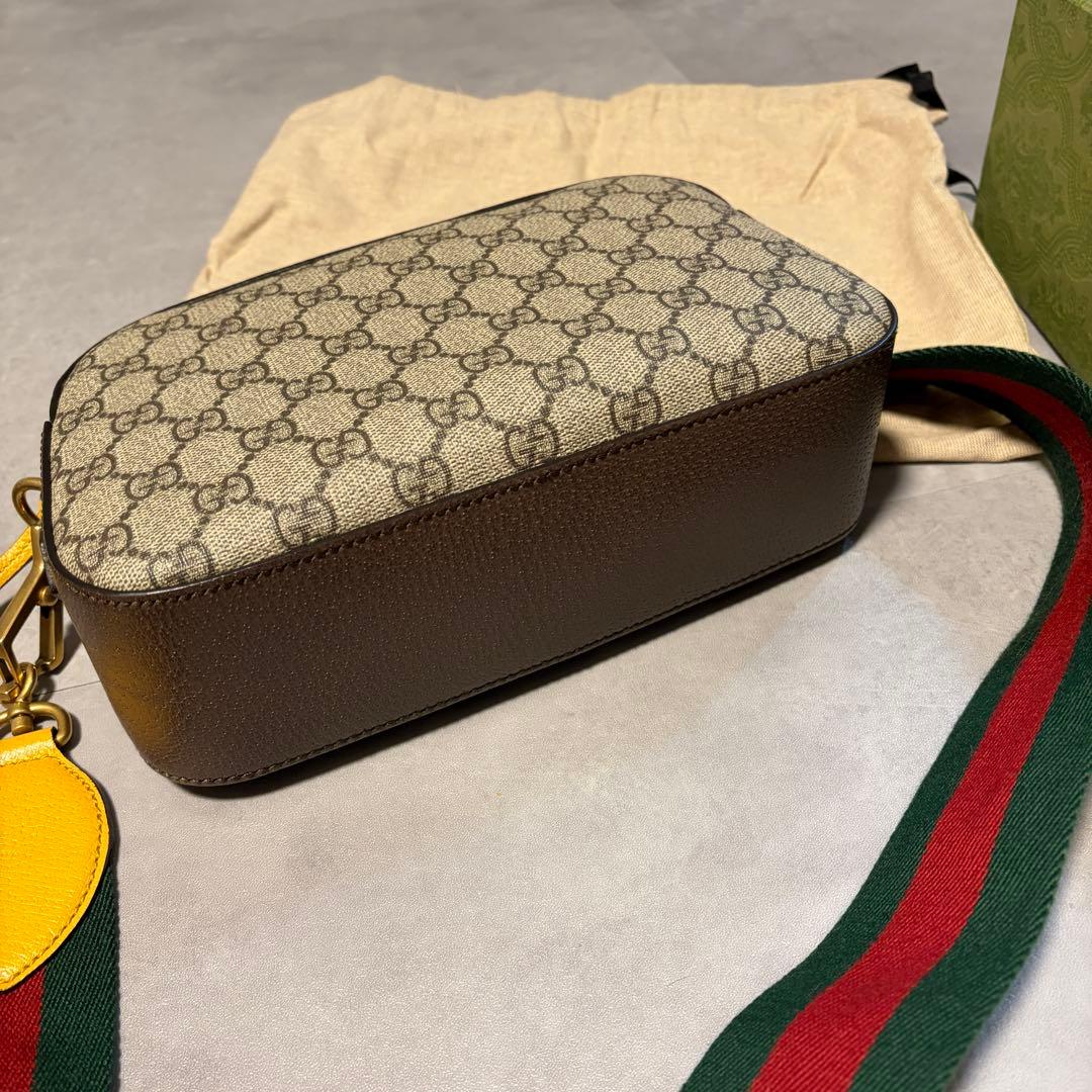 GUCCI バッグ